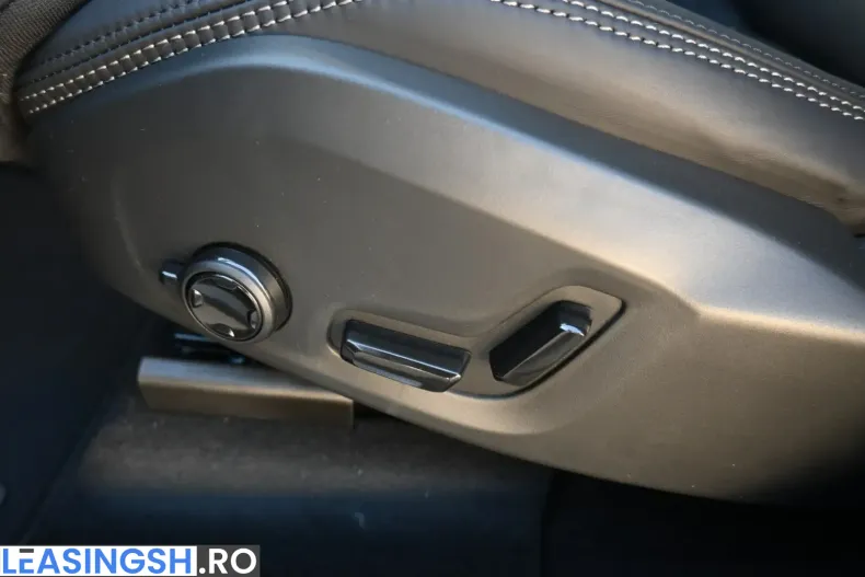 Volvo XC60 din 2025 cu 19.000 km - oferta VOL202829 - foto 30