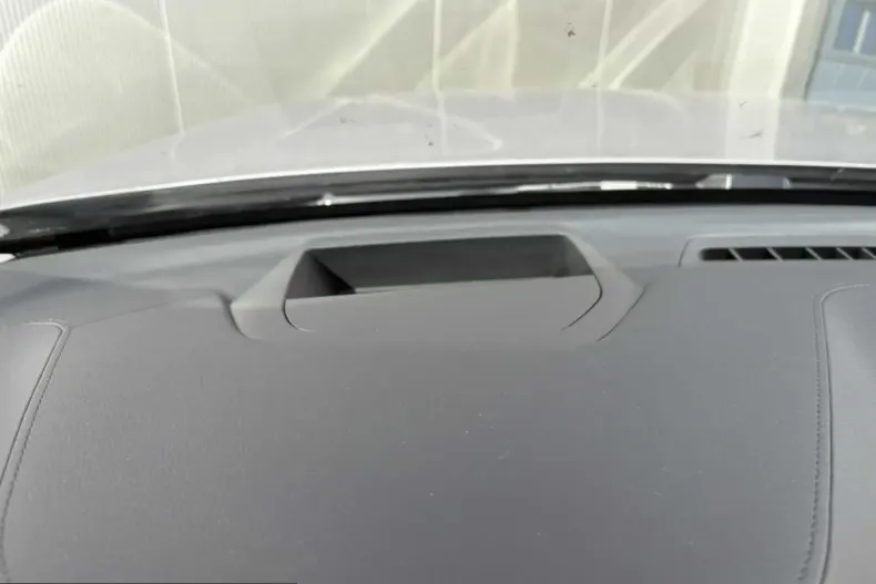 Volvo XC60 din 2025 cu 15.000 km - oferta VOL202830 - foto 8