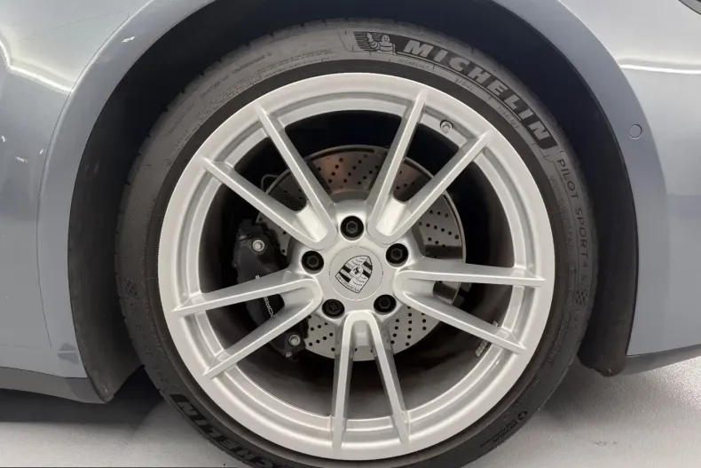 Porsche 992 din 2025 cu 11.205 km - oferta POR202832 - foto 3