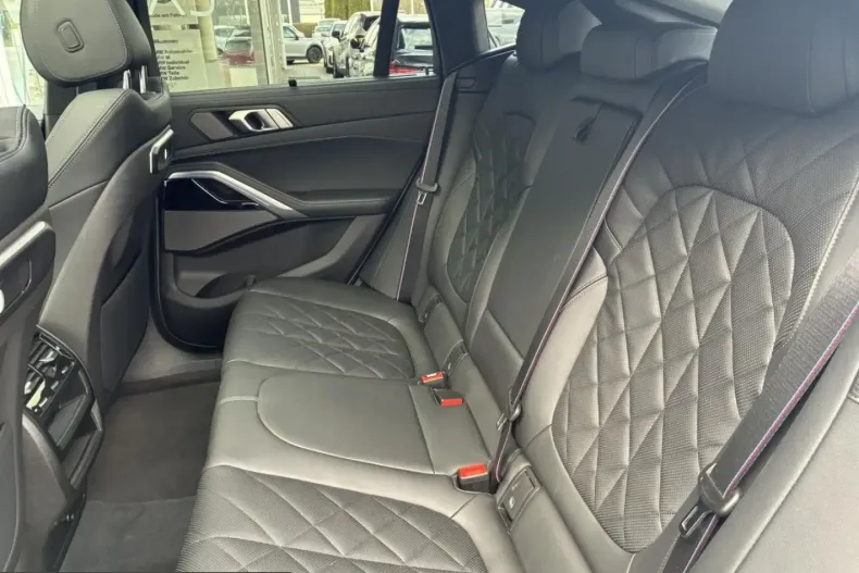 BMW X6 (Seria X) din 2025 cu 22.260 km - oferta BMW202834 - foto 14