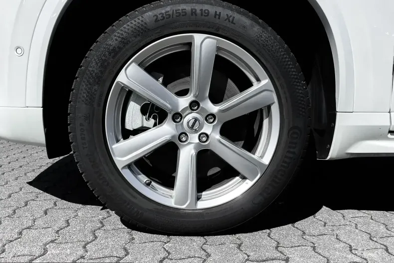 Volvo XC90 din 2024 cu 26.521 km - oferta VOL202838 - foto 4