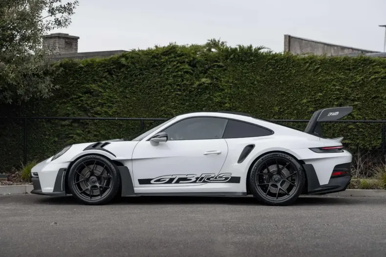 Porsche 992 din 2023 cu 12.035 km - oferta POR202840 - foto 3