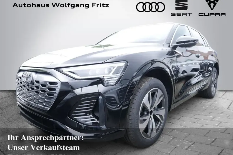 Audi Q8 e-tron din 2023 cu 12.500 km - oferta AUD202841 - foto 1