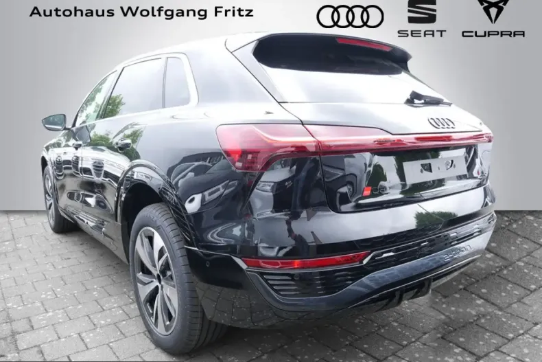 Audi Q8 e-tron din 2023 cu 12.500 km - oferta AUD202841 - foto 4