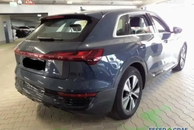 Audi Q8 e-tron din 2023 cu 26.900 km - oferta AUD202846 - foto 3