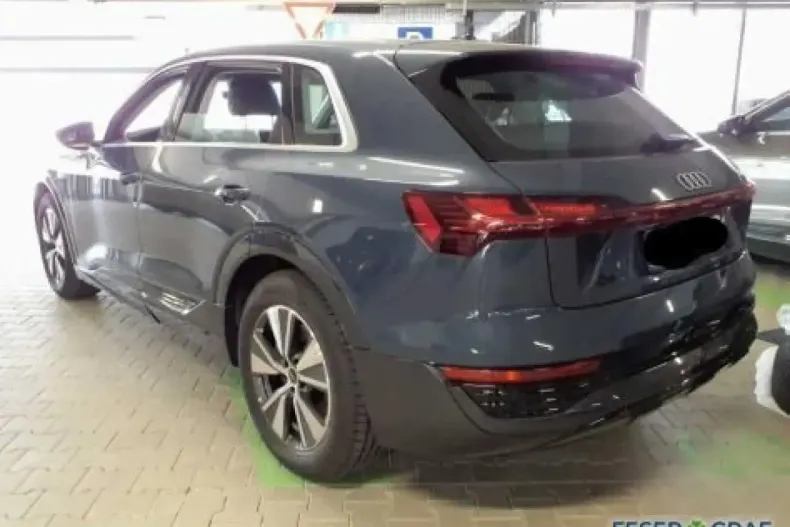 Audi Q8 e-tron din 2023 cu 26.900 km - oferta AUD202846 - foto 4