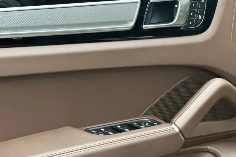 Porsche Cayenne din 2022 cu 34.900 km - oferta POR202851 - foto 20