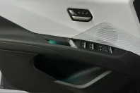 BMW iX3 (Seria X) din 2026 cu 10 km - oferta BMW202852 - foto 10