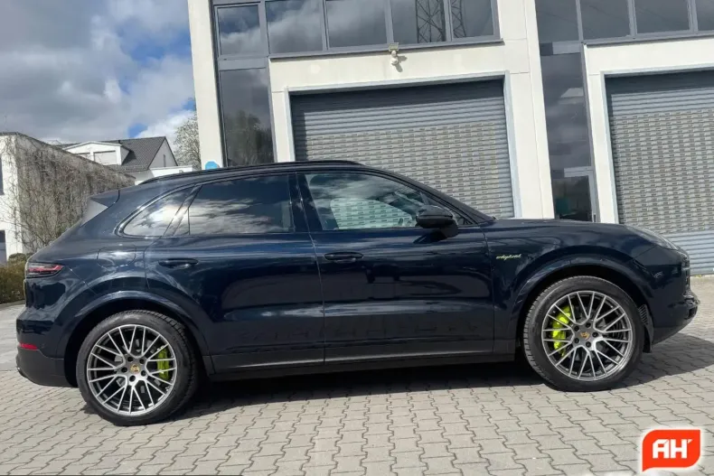 Porsche Cayenne din 2023 cu 29.461 km - oferta POR202853 - foto 6