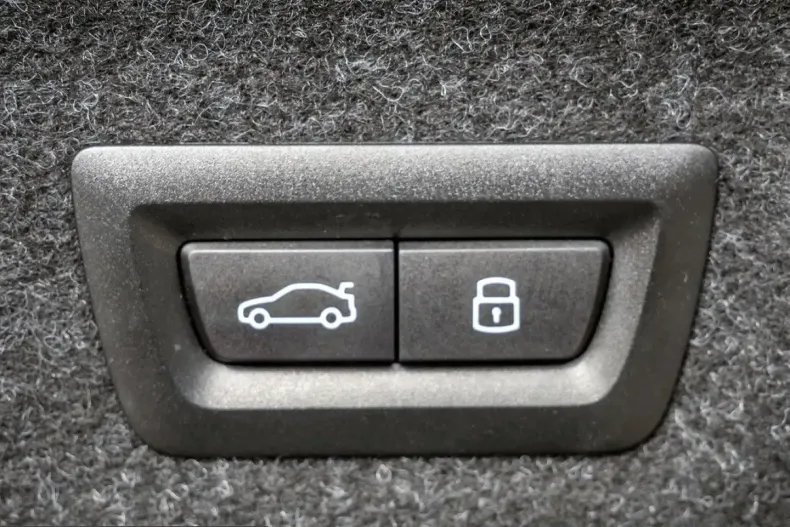 BMW 430i (Seria 4) din 2025 cu 21.900 km - oferta BMW202854 - foto 25