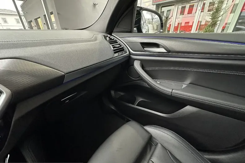 BMW X4 M40 (Seria X) din 2024 cu 4.433 km - oferta BMW202856 - foto 24