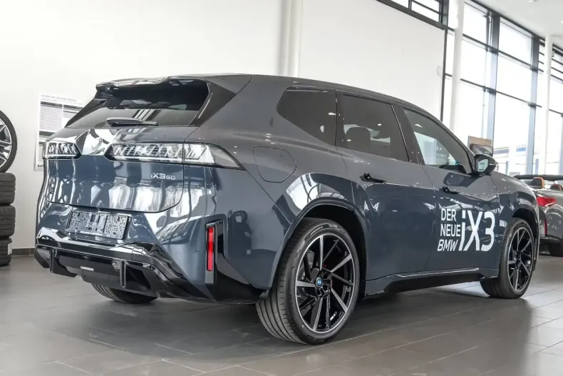 BMW iX3 (Seria X) din 2026 cu 10 km - oferta BMW202857 - foto 2