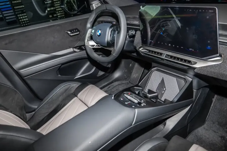 BMW iX3 (Seria X) din 2026 cu 10 km - oferta BMW202857 - foto 6