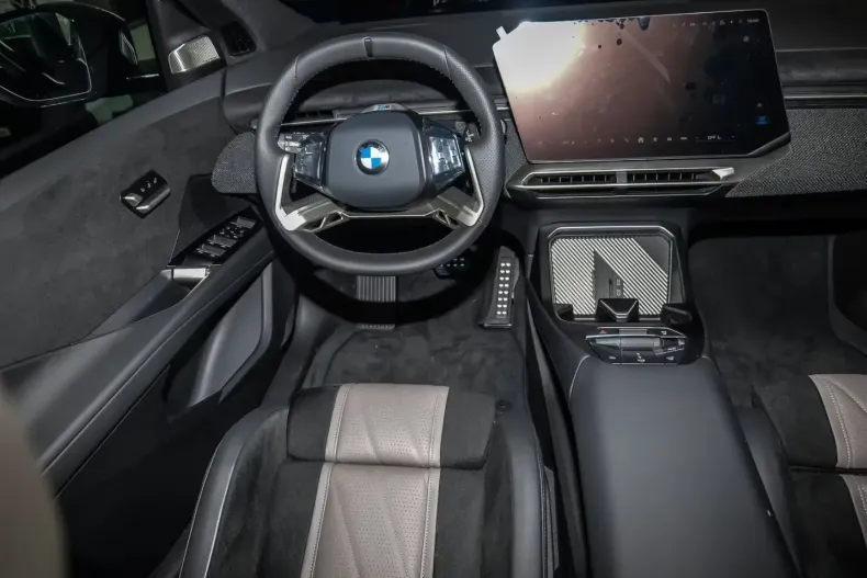 BMW iX3 (Seria X) din 2026 cu 10 km - oferta BMW202857 - foto 10