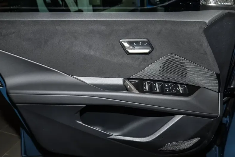 BMW iX3 (Seria X) din 2026 cu 10 km - oferta BMW202857 - foto 13