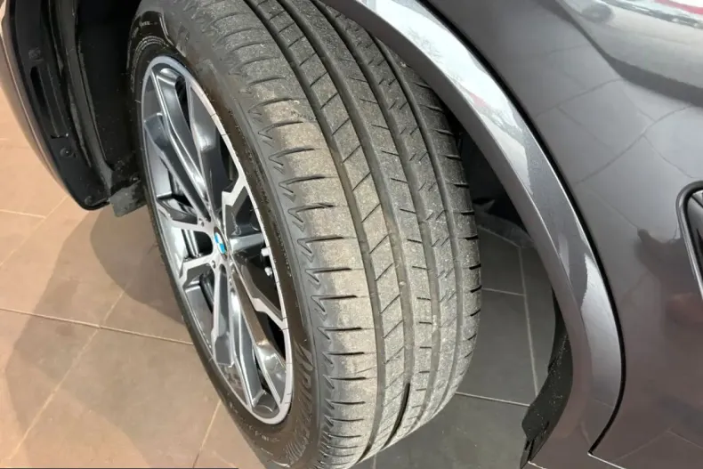 BMW X4 M40 (Seria X) din 2025 cu 4.099 km - oferta BMW202859 - foto 2