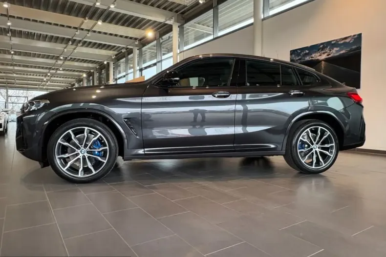 BMW X4 M40 (Seria X) din 2025 cu 4.099 km - oferta BMW202859 - foto 3