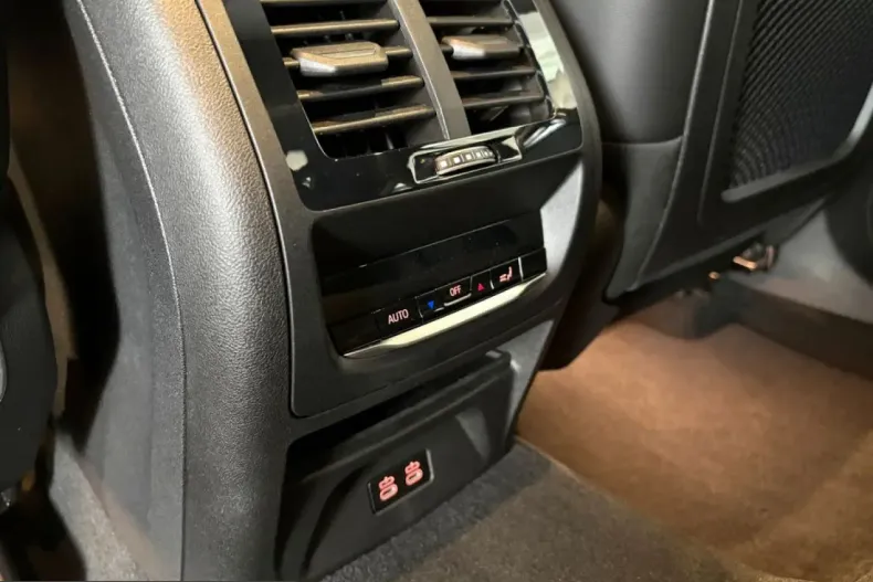 BMW X4 M40 (Seria X) din 2025 cu 4.099 km - oferta BMW202859 - foto 25