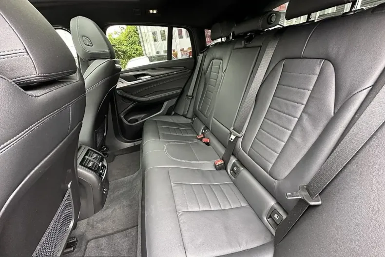 BMW X4 M40 (Seria X) din 2024 cu 5.548 km - oferta BMW202861 - foto 25