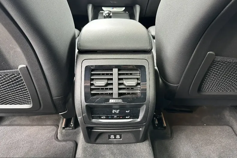 BMW X4 M40 (Seria X) din 2024 cu 5.548 km - oferta BMW202861 - foto 26