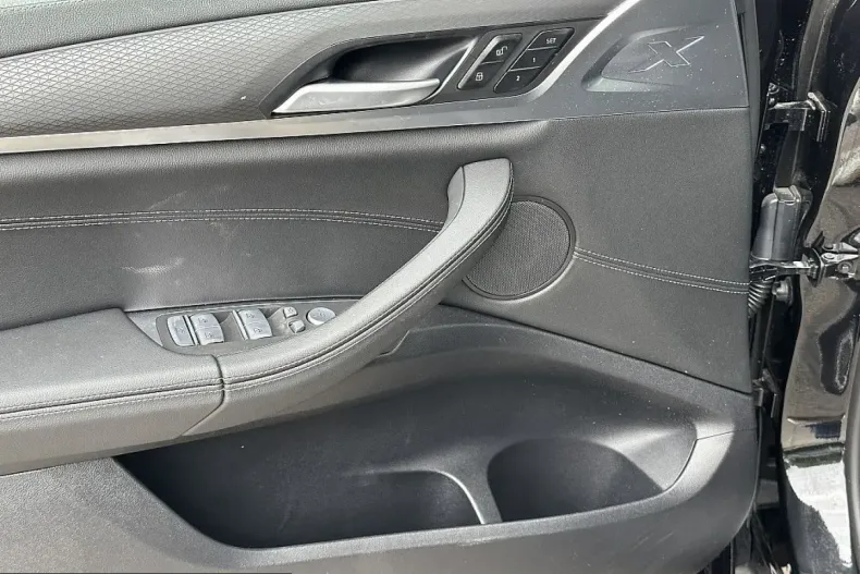 BMW X4 M40 (Seria X) din 2024 cu 5.548 km - oferta BMW202861 - foto 44