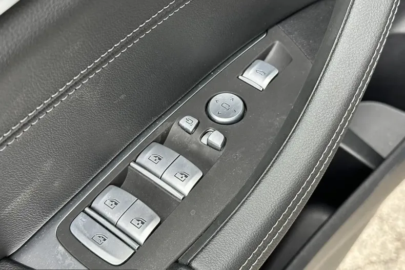 BMW X4 M40 (Seria X) din 2024 cu 5.548 km - oferta BMW202861 - foto 46