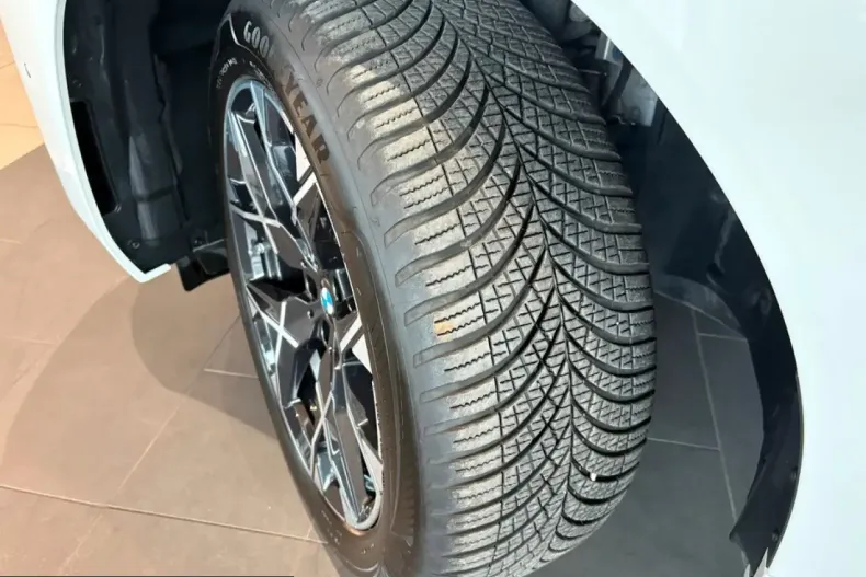 BMW X3 (Seria X) din 2025 cu 27.404 km - oferta BMW202867 - foto 2