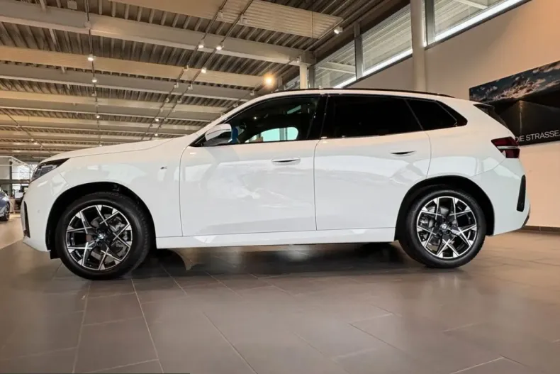 BMW X3 (Seria X) din 2025 cu 27.404 km - oferta BMW202867 - foto 3