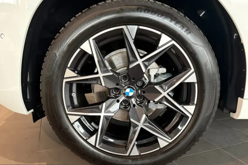 BMW X3 (Seria X) din 2025 cu 27.404 km - oferta BMW202867 - foto 9