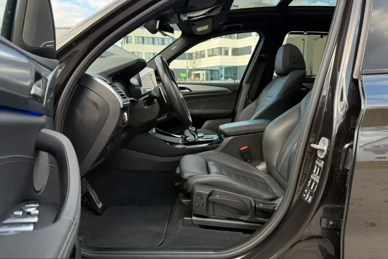 BMW X3 (Seria X) din 2024 cu 28.700 km - oferta BMW202873 - foto 23