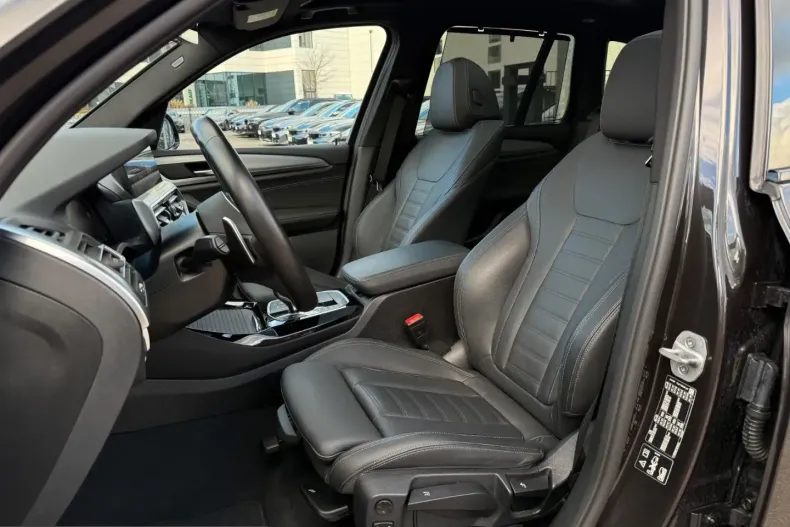 BMW X3 (Seria X) din 2024 cu 28.700 km - oferta BMW202873 - foto 24