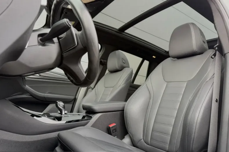 BMW X3 (Seria X) din 2024 cu 21.717 km - oferta BMW202874 - foto 3