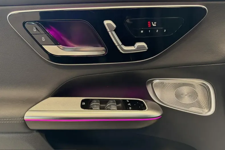 Mercedes-Benz GLC 220 (Clasa GLC) din 2025 cu 8.880 km - oferta MER202895 - foto 14