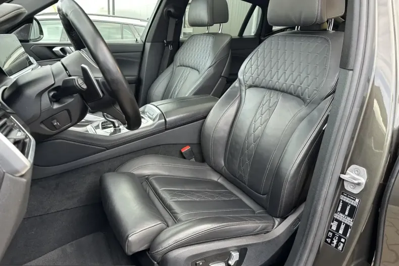 BMW X6 (Seria X) din 2021 cu 112.450 km - oferta BMW202899 - foto 9