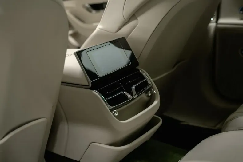 Bentley Flying Spur din 2024 cu 19.993 km - oferta BEN202900 - foto 19