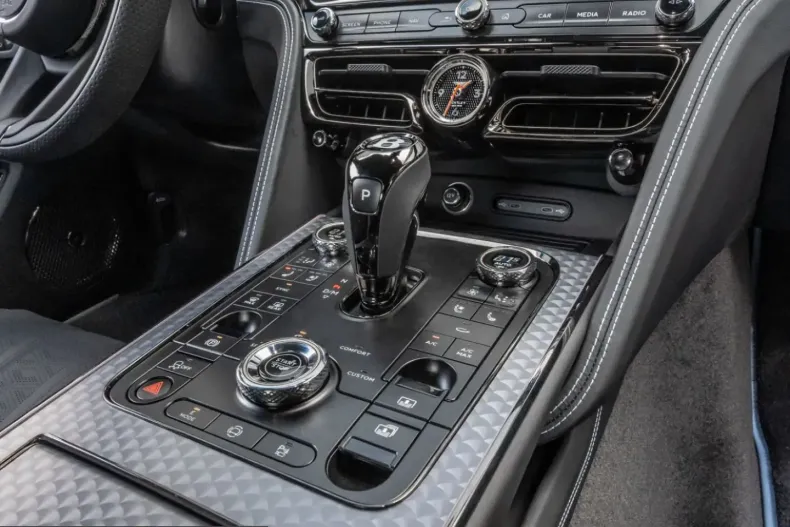 Bentley Flying Spur din 2025 cu 5.000 km - oferta BEN202901 - foto 28