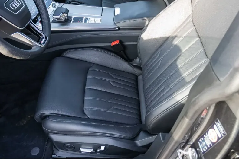 Audi RS7 din 2023 cu 65.100 km - oferta AUD202903 - foto 7