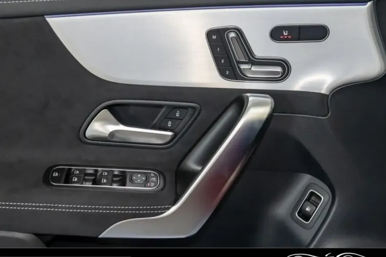 Mercedes-Benz CLA 250 (Clasa CLA) din 2025 cu 23.000 km - oferta MER202911 - foto 14