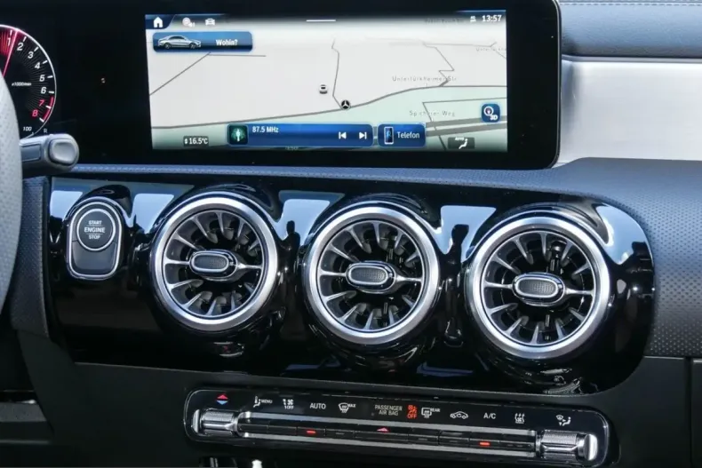 Mercedes-Benz CLA 250 (Clasa CLA) din 2025 cu 6.910 km - oferta MER202913 - foto 7