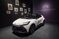 Toyota C-HR din 2025 cu 5.530 km - oferta TOY202916 - foto 1
