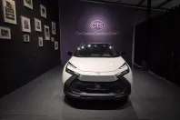 Toyota C-HR din 2025 cu 5.530 km - oferta TOY202916 - foto 2