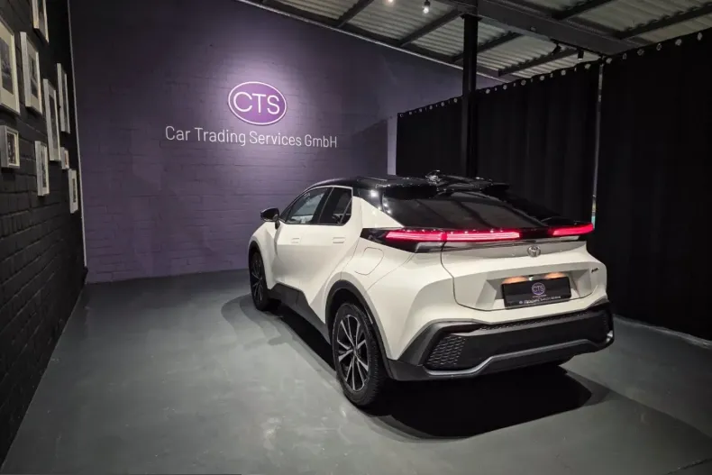 Toyota C-HR din 2025 cu 5.530 km - oferta TOY202916 - foto 5