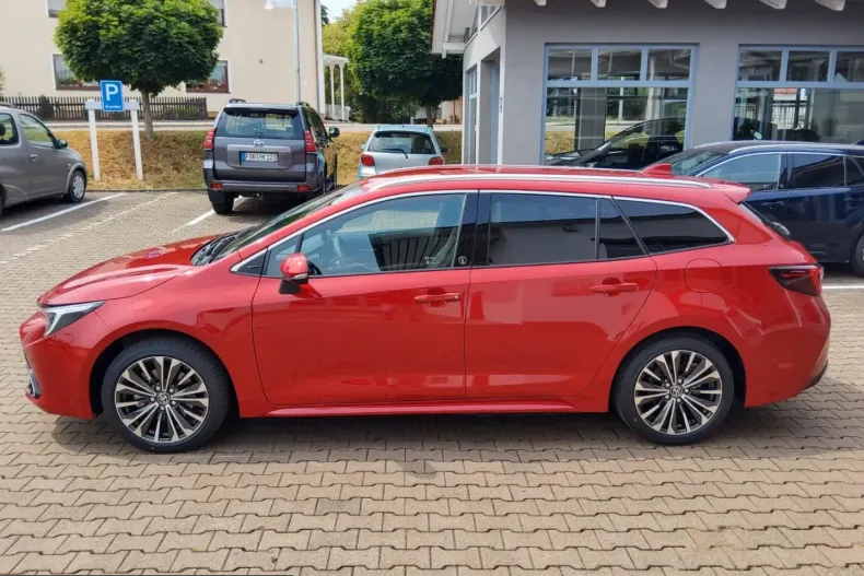 Toyota Corolla din 2025 cu 7.500 km - oferta TOY202917 - foto 8