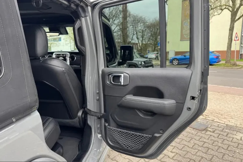 Jeep Wrangler din 2022 cu 81.650 km - oferta JEE202920 - foto 21