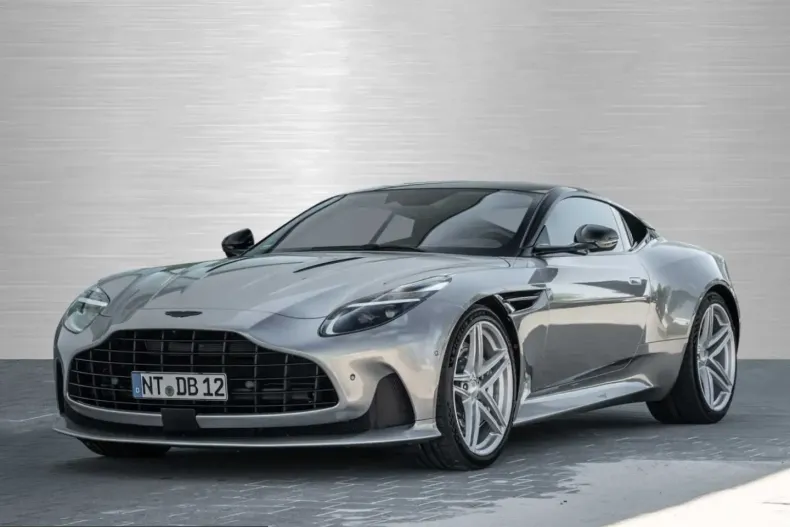 Aston Martin DB12 din 2024 cu 23.300 km - oferta AST202922 - foto 1