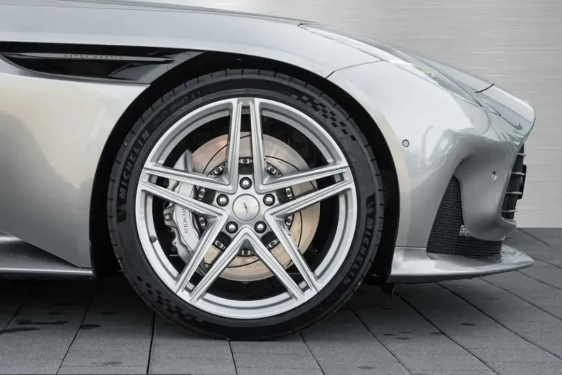 Aston Martin DB12 din 2024 cu 23.300 km - oferta AST202922 - foto 18