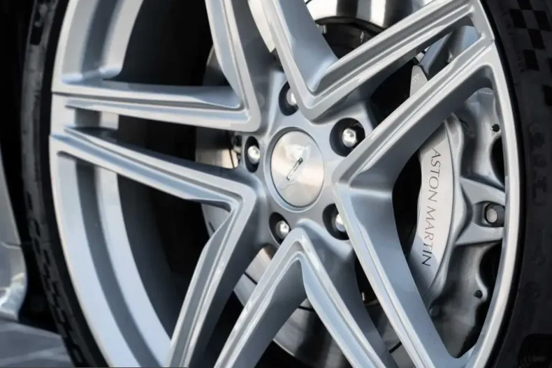 Aston Martin DB12 din 2024 cu 23.300 km - oferta AST202922 - foto 19