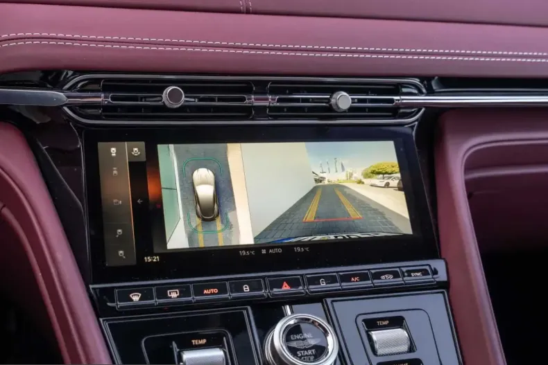 Aston Martin DB12 din 2024 cu 23.300 km - oferta AST202922 - foto 39