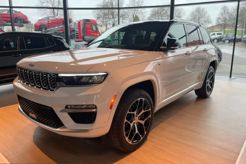 Jeep Grand Cherokee din 2023 cu 15.000 km - oferta JEE202923 - foto 2