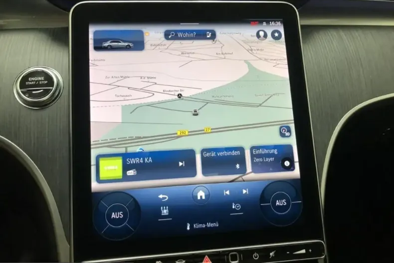 Mercedes-Benz C 300 (Clasa C) din 2024 cu 5.563 km - oferta MER202933 - foto 3